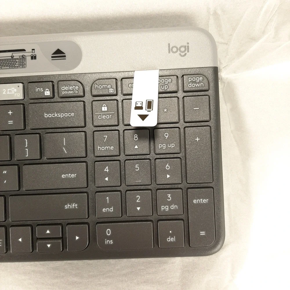 Logitech Slim Multi-Device Keyboard K585 920-009476 Graphite Wireless Bluetooth